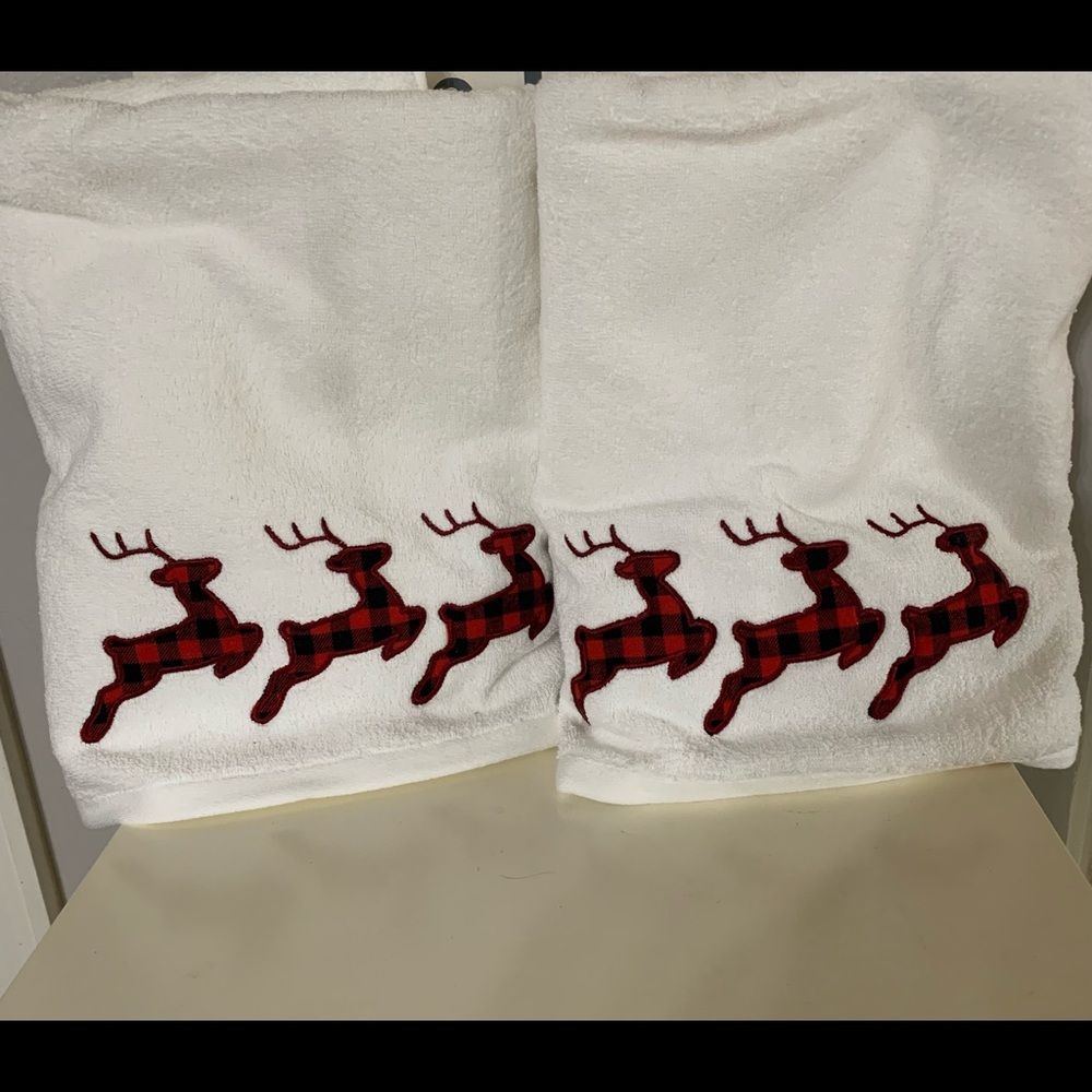 Christmas towel set, NWT